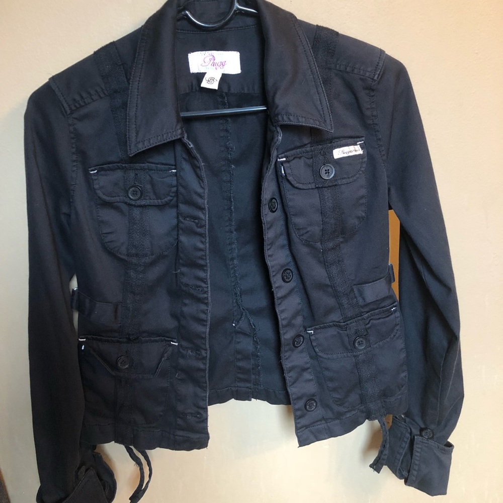 Cropped Black Jacket
